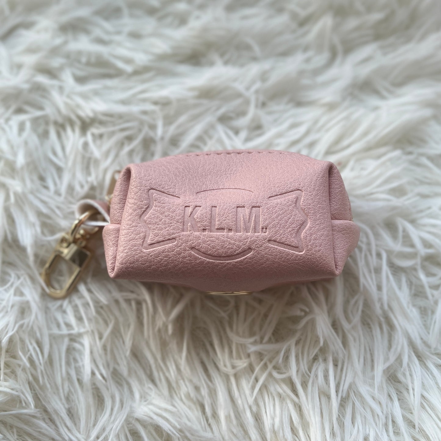【即納】Embossed Logo Manner Pouch / エンボスロゴマナーポーチ