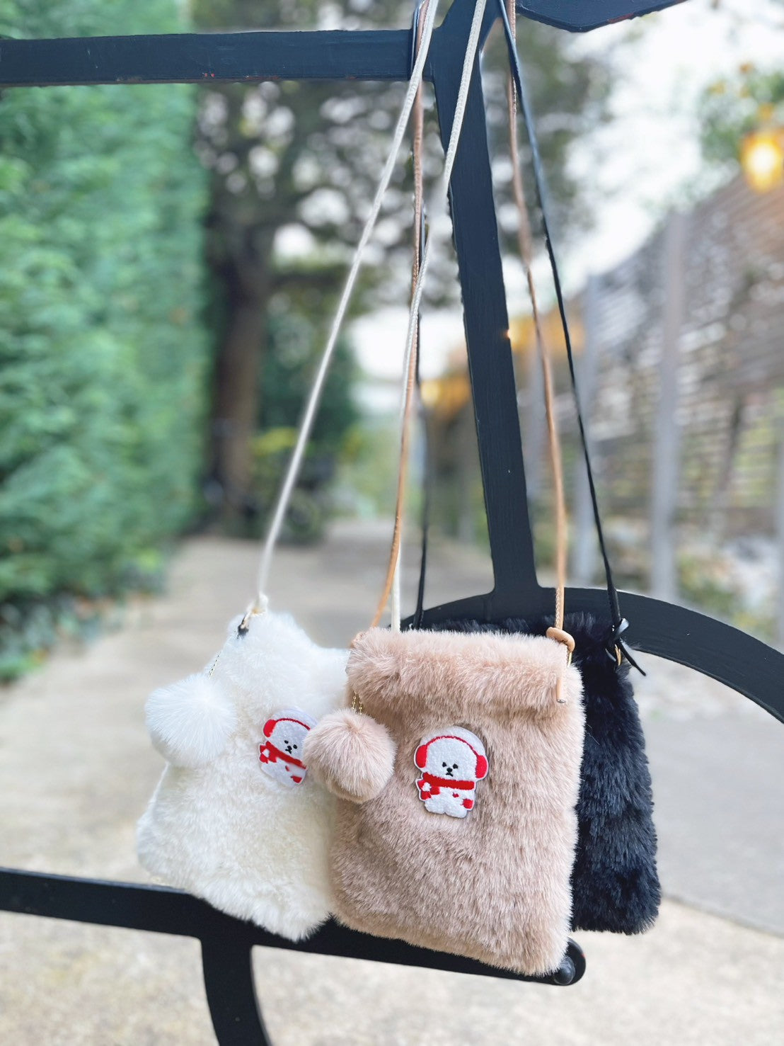 即納】Fur Shoulder Bag / ファーショルダーバッグ – K.L.Mu